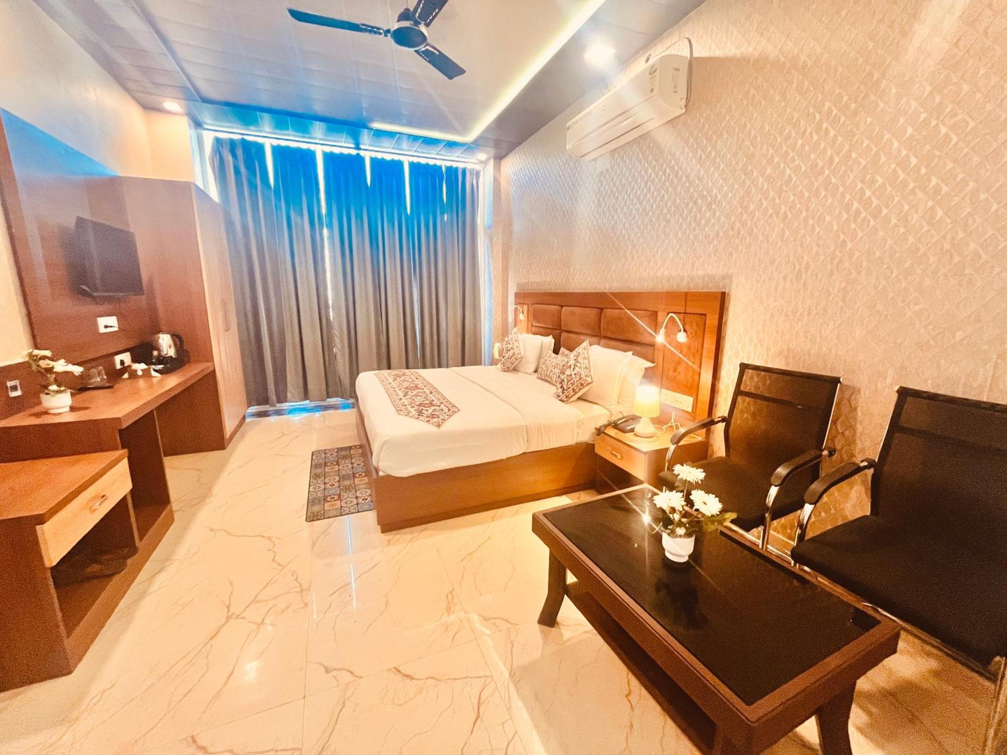 Heaven Resort Ayodhya Kültér fotó
