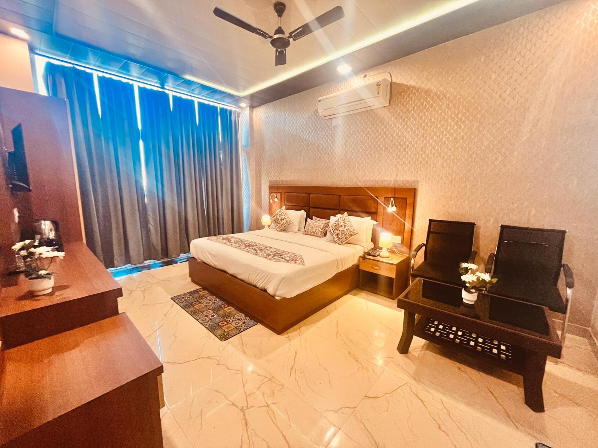 Heaven Resort Ayodhya Kültér fotó
